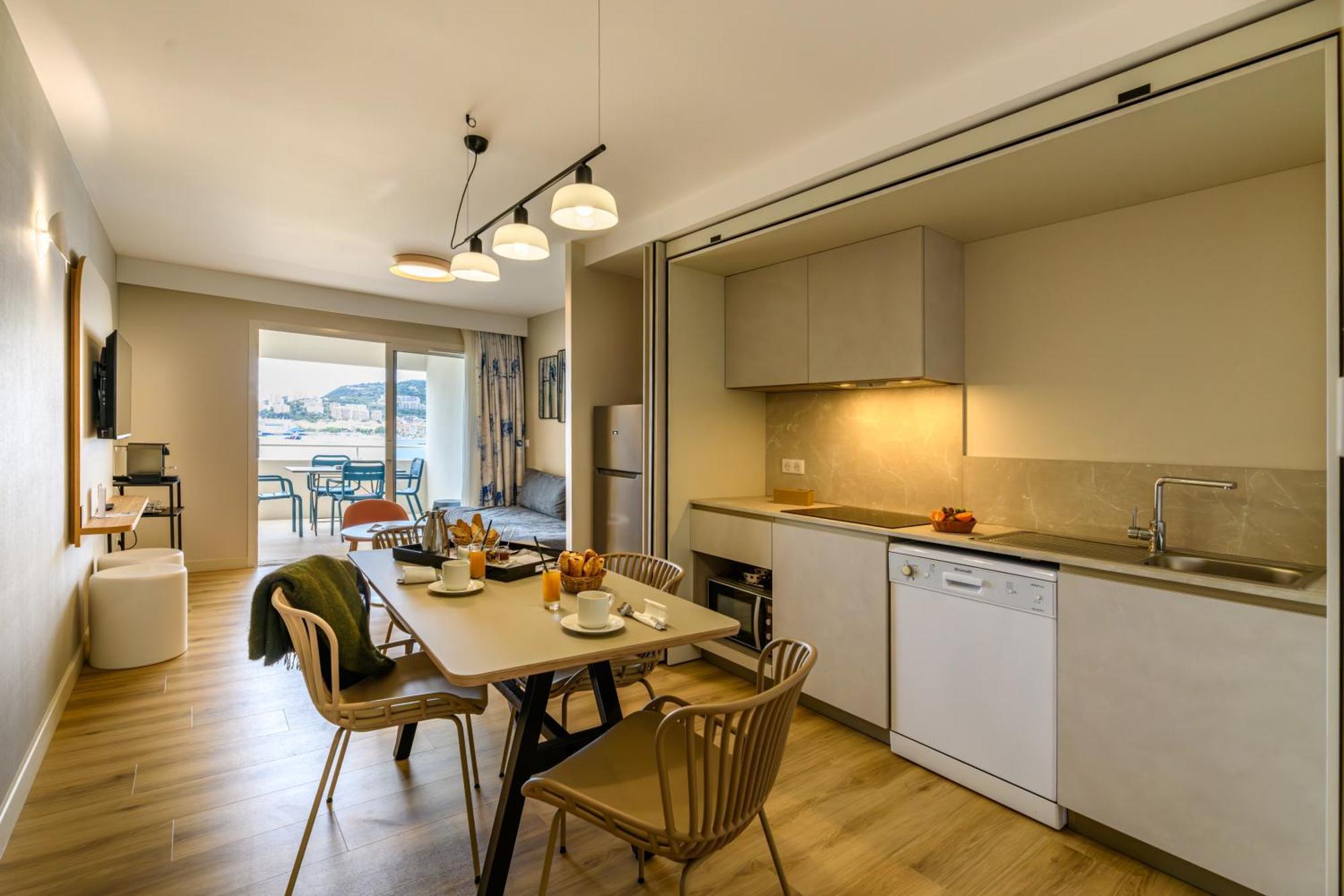Aparthotel De Tourisme Ajaccio Amirauté