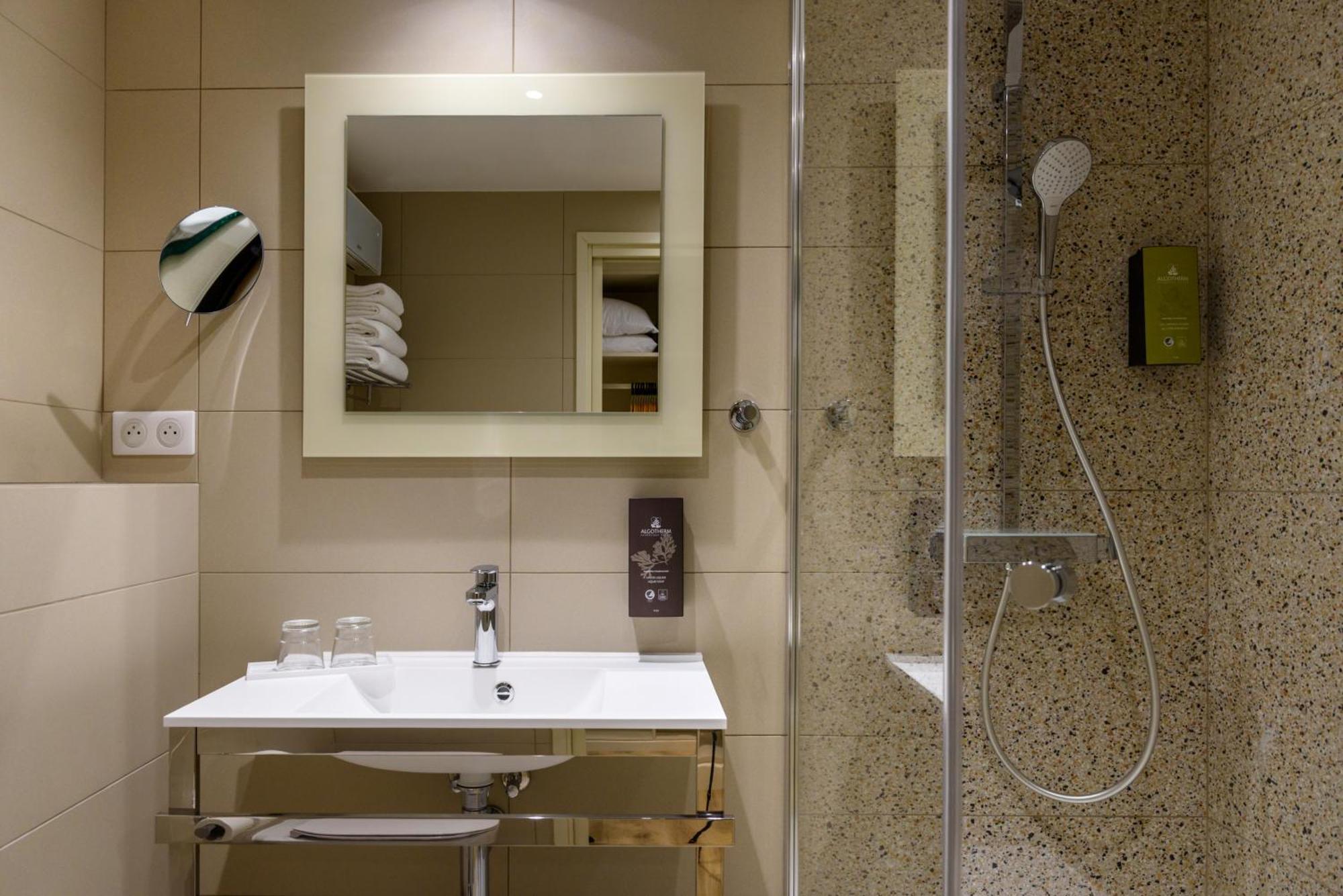 Appart hôtel De Tourisme Ajaccio Amirauté 4*