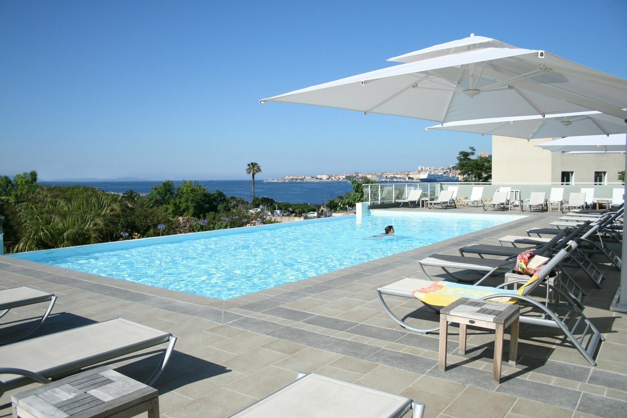 Aparthotel De Tourisme Ajaccio Amirauté